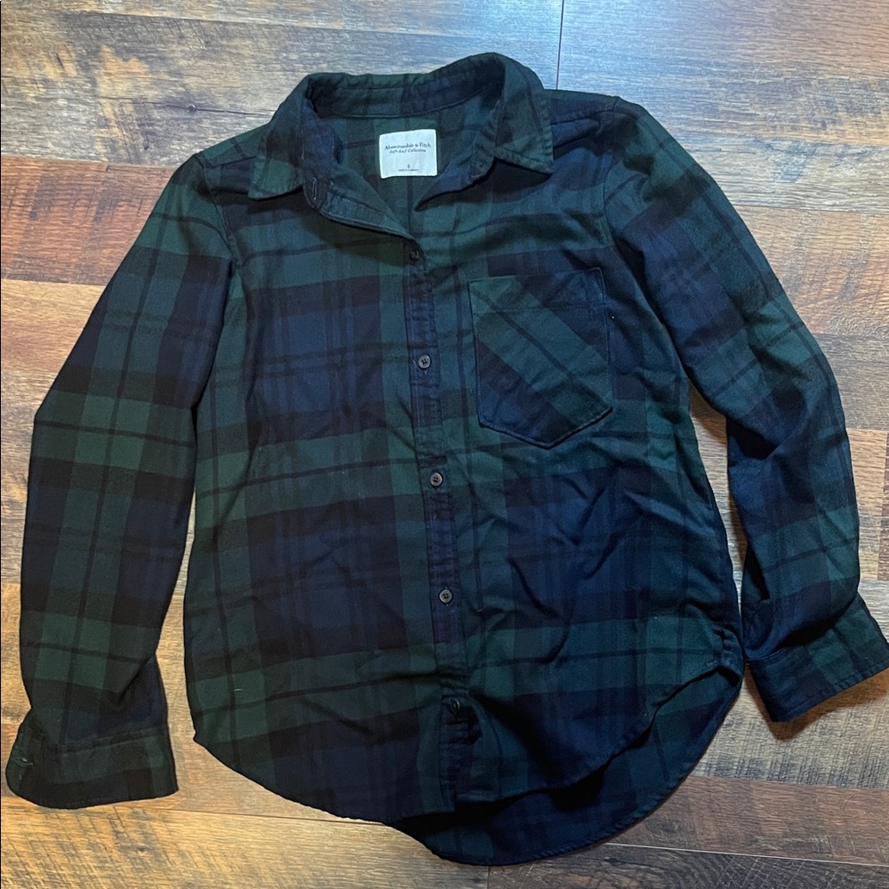 Abercrombie & Fitch Dark Green and Black Plaid Shirt
